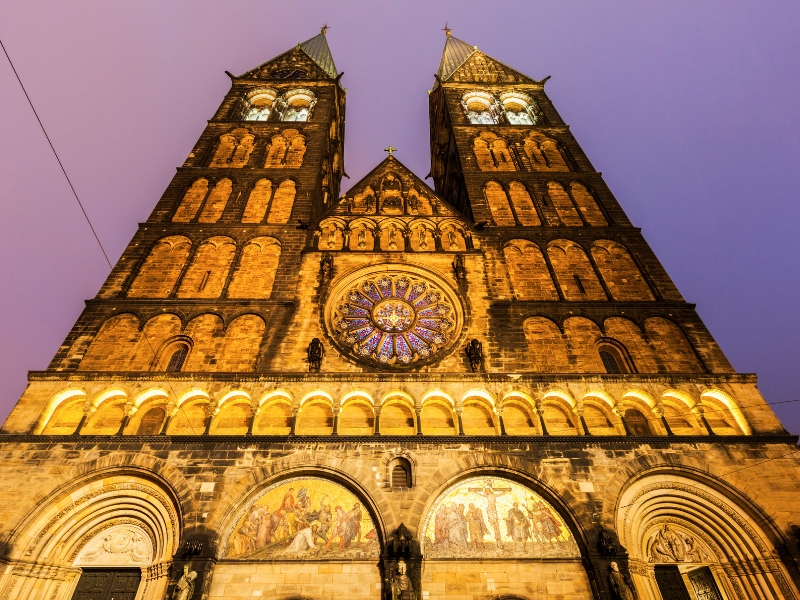 A Santa Catedral de Bremen: Um símbolo majestoso de fé e história 1 Santa Catedral de Bremen