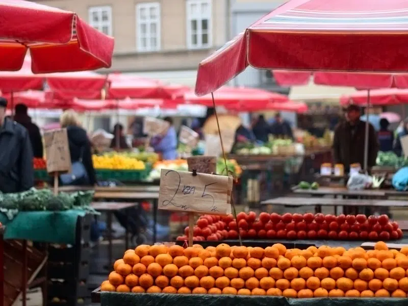 Mercato Dolac: Il cuore pulsante di Zagabria 2 Mercato Dolac a Zagabria