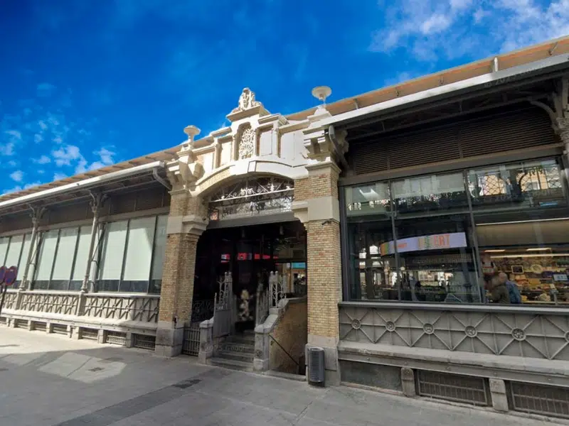 Mercado Central de Zaragoza : Une cathédrale gastronomique de tradition et d'innovation 3 Mercado Central de Zaragoza 2
