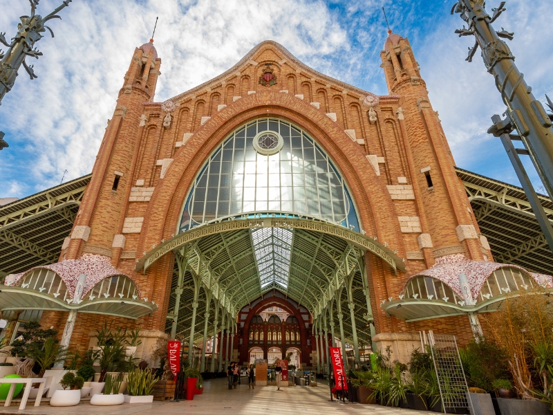 Mercat de Colón: A Jewel of Valencian Architecture and Gastronomy 3 Mercat de Colon in Valencia