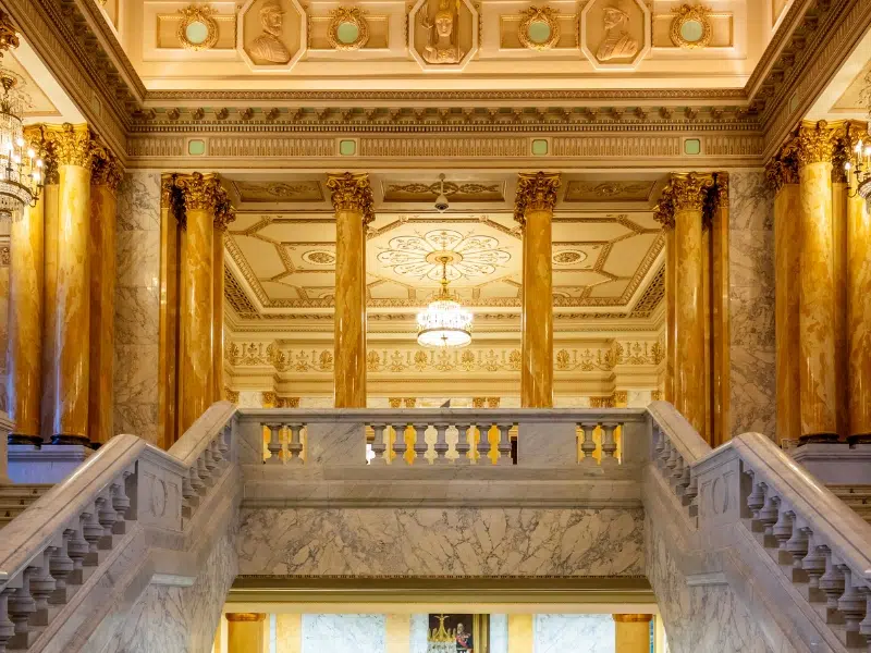 Museo Nazionale d'Arte: Un tesoro culturale nel cuore di Bucarest 1 Museo Nazionale d'Arte di Bucarest