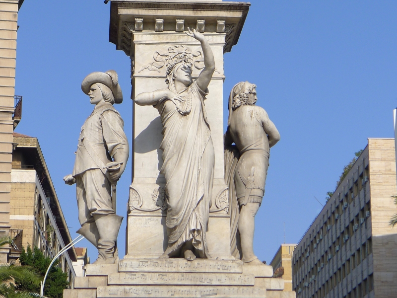 Plaza Stesicoro: Una encrucijada del tiempo en Catania 2 Plaza Stesicoro de Catania
