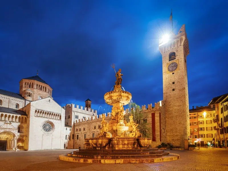 Scoprire Piazza Del Duomo Il Patrimonio Culturale Di Trento scoprire-piazza-del-duomo-il-patrimonio-culturale-di-trento