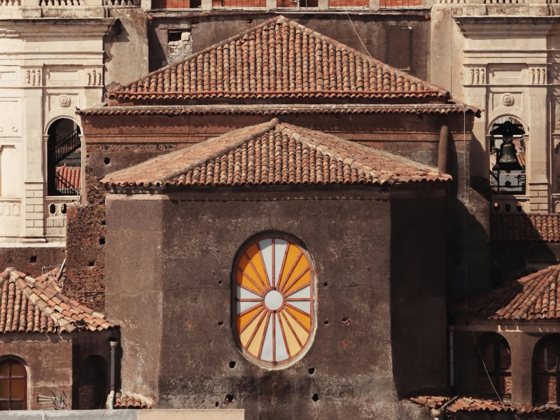 Porta Uzeda: Una porta nel tempo a Catania 3 Porta Uzeda a Catania