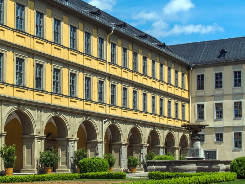 Stiftung Juliusspital in Würzburg: Ein Erbe der Barmherzigkeit 1 Stiftung Juliusspital in Zagreb