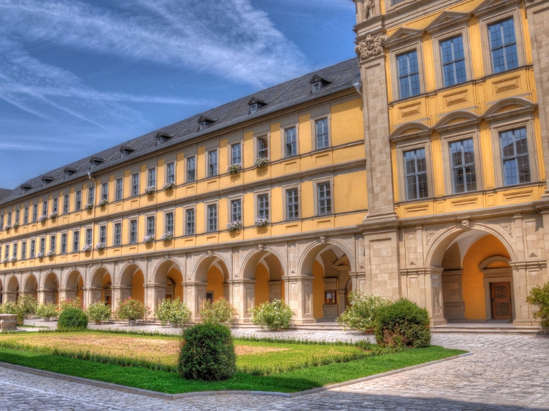 Stiftung Juliusspital in Würzburg: Ein Erbe der Barmherzigkeit 3 Stiftung Juliusspital in Zagreb