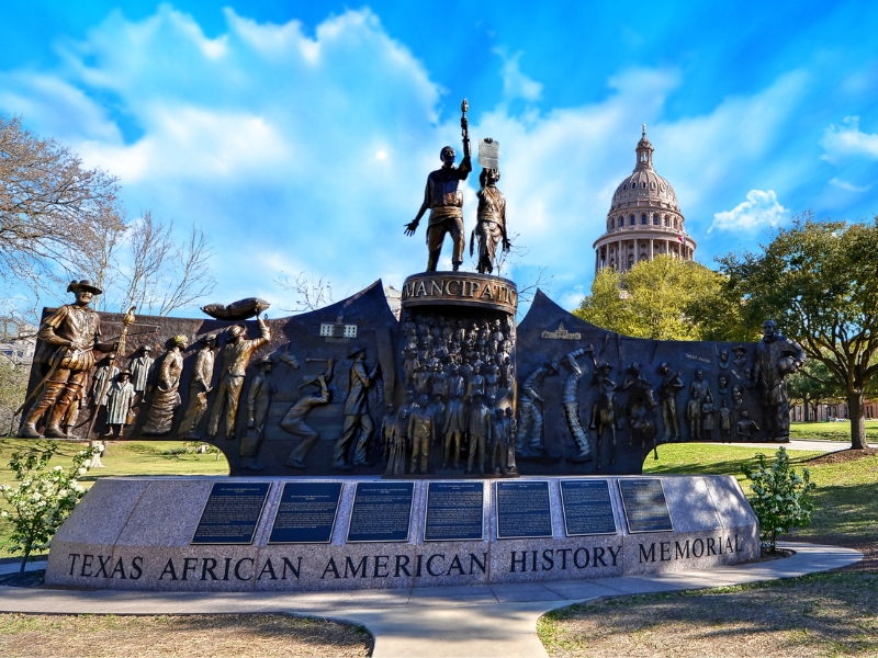 Memorial Afro-Americano: Um Tributo ao Património e à Resiliência em Austin 3 Memorial Afro-Americano em Austin