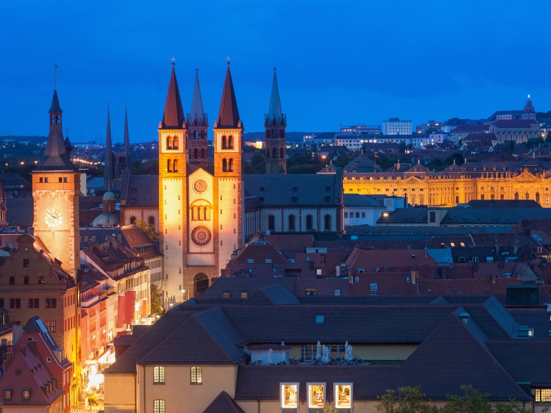 A Catedral de Würzburg: Uma sinfonia celestial em pedra 3 Catedral de Wurzburg