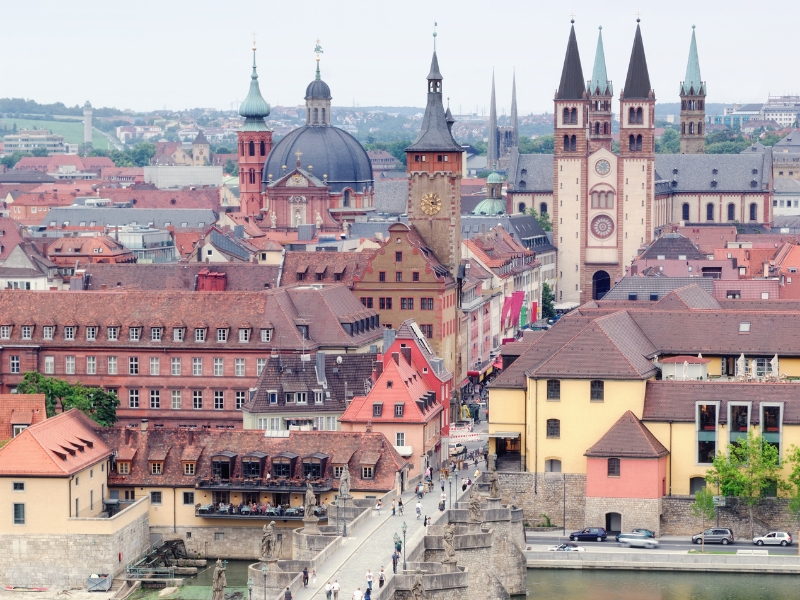 A Catedral de Würzburg: Uma Sinfonia do Céu em Pedra 2 Catedral de Wurzburg