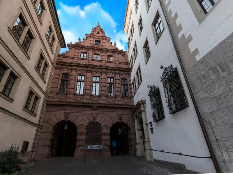 Würzburg City Hall: The Heart of Würzburg Governance 1 Würzburg City Hall