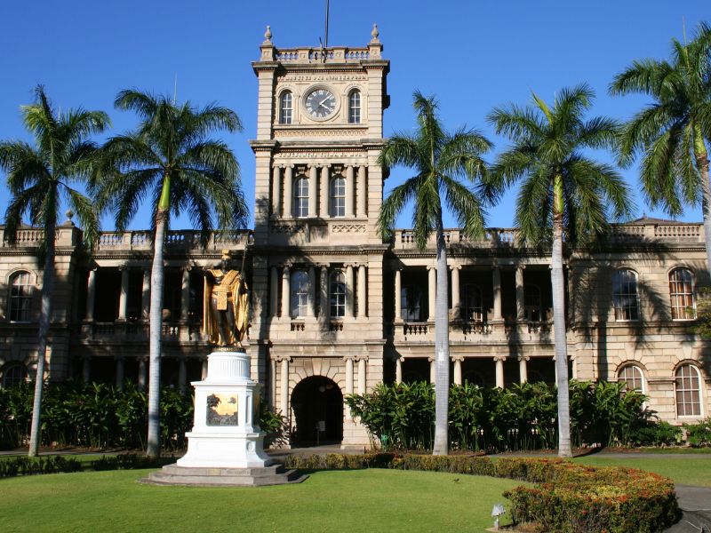 Aliʻiōlani Hale : Un monument à la justice et à l'histoire hawaïennes 1 Aliʻiōlani Hale à Honolulu