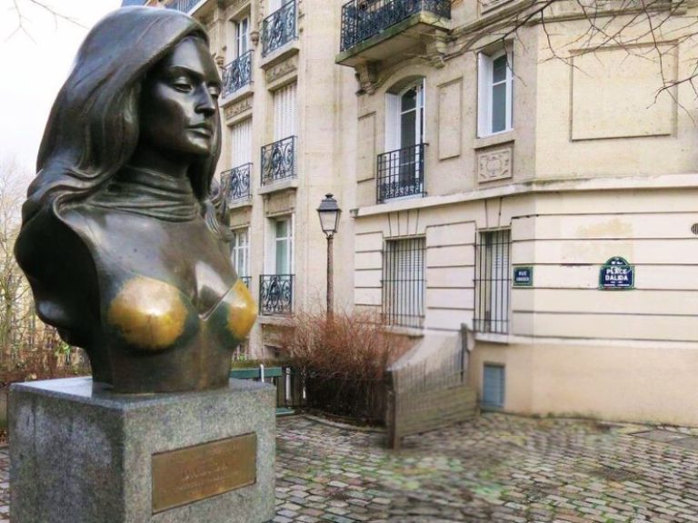 Buste de Dalida in Montmartre