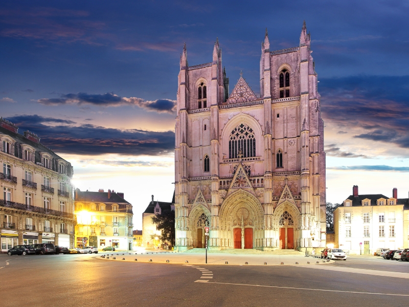 Cathédrale Saint Pierre : Une sentinelle gothique au-dessus de Nantes 3 Cathédrale Saint Pierre à Nantes
