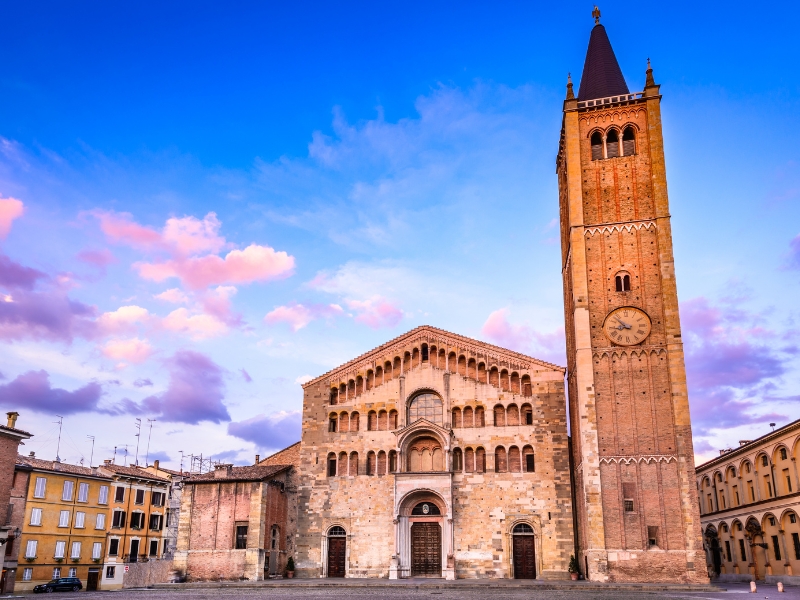 Cattedrale di Parma: un gioiello sacro nel cuore di Parma 1 Cattedrale di Parma