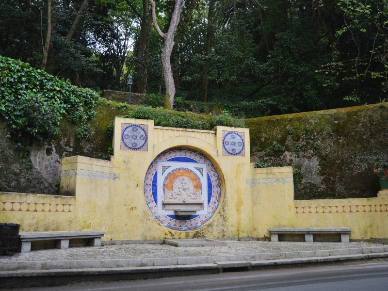 Fonte dos Pisões: Um Oásis Verdejante com Origens Antigas em Sintra 3 Fonte dos Pisões em Sintra