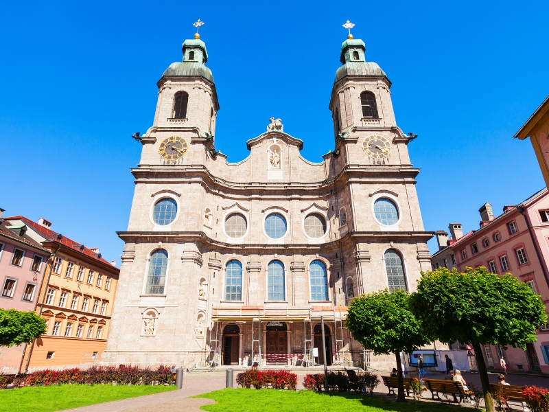 Dom Świętego Jakuba: barokowe arcydzieło wiary i sztuki w Innsbrucku 1 Dom Świętego Jakuba w Innsbrucku