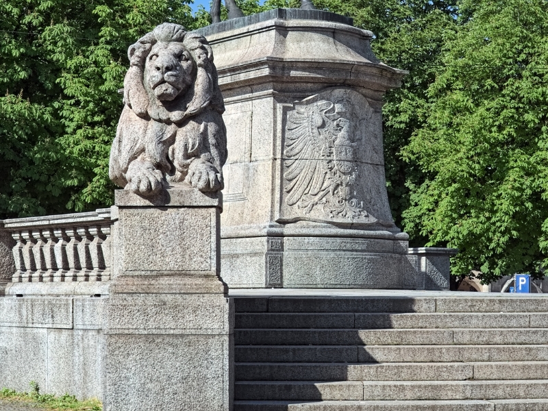 Kaiser-Wilhelm-Denkmal: Eine königliche Ehrung im Herzen von Stuttgart 2 Kaiser-Wilhelm-Denkmal in Stuttgart