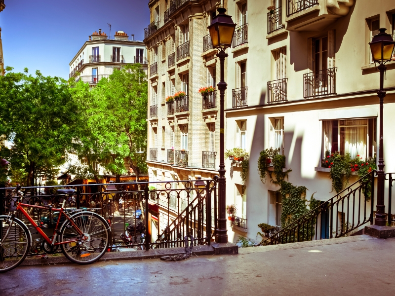 Le Passe-Muraille: Un incantevole enigma a Montmartre 3 Le Passe-Muraille a Montmartre