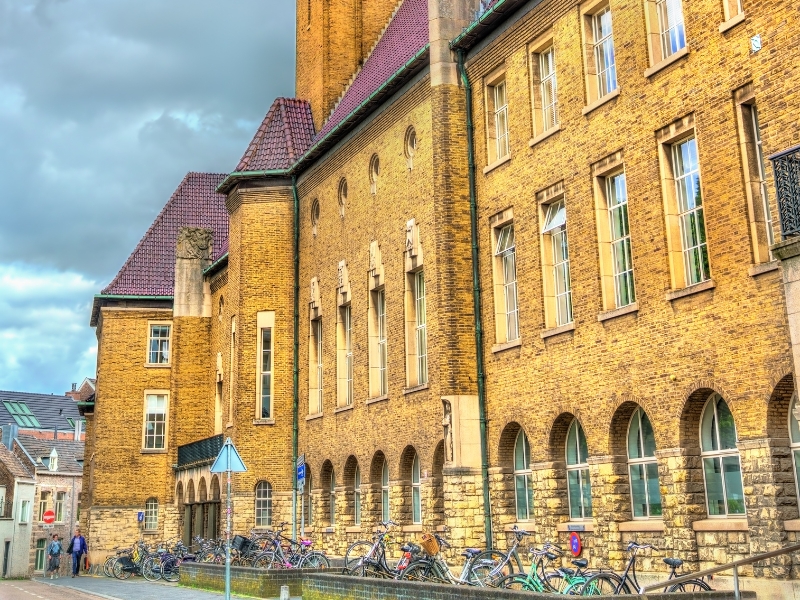 Ontdek Universiteit Maastricht: Een toonaangevende wereldwijde