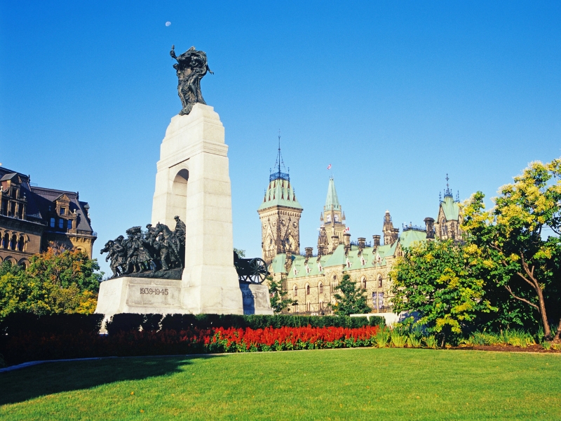 National War Memorial in Ottawa: A Tribute to Canada’s Fallen Heroes 2 National War Memorial in Ottawa