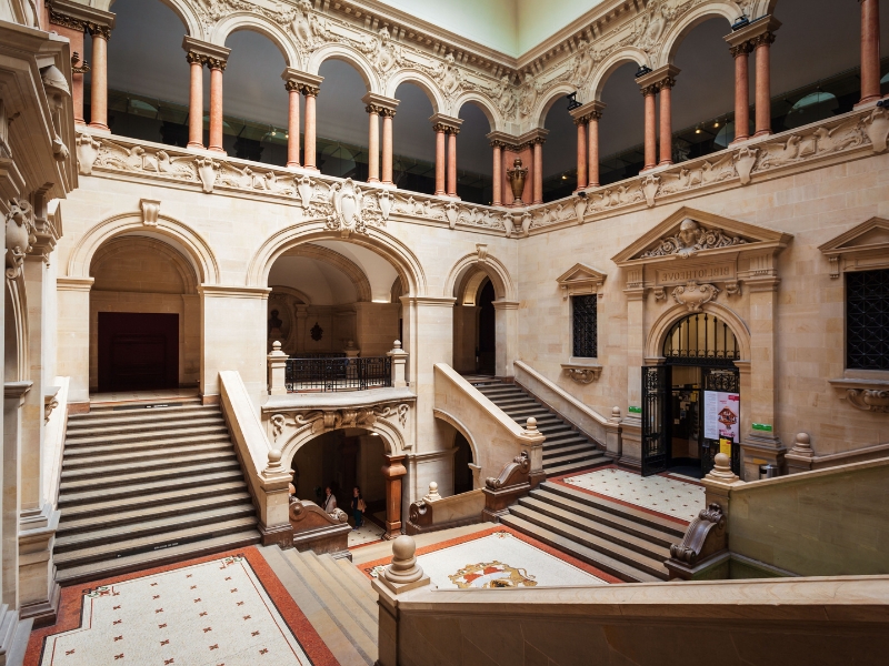 Palácio de Rumine: A joia cultural de Lausanne, de aprendizagem e legado 2 Palais de Rumine em Lausana