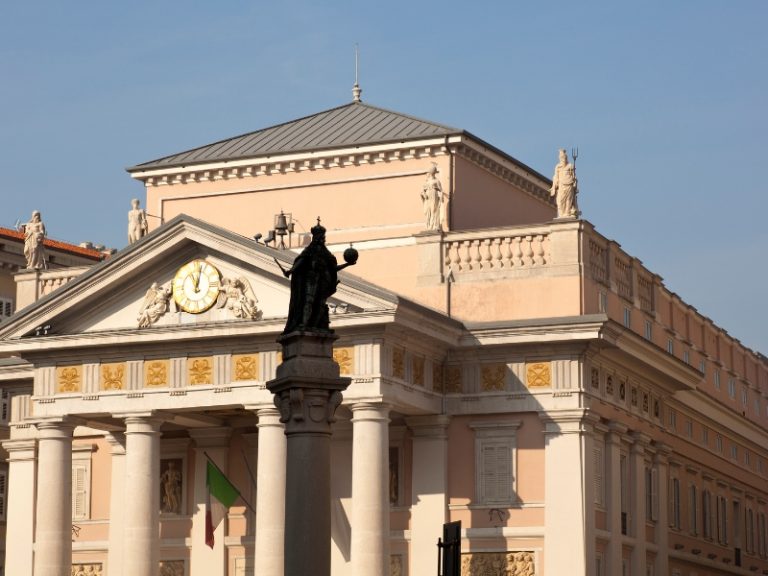 Piazza della Borsa in Trieste