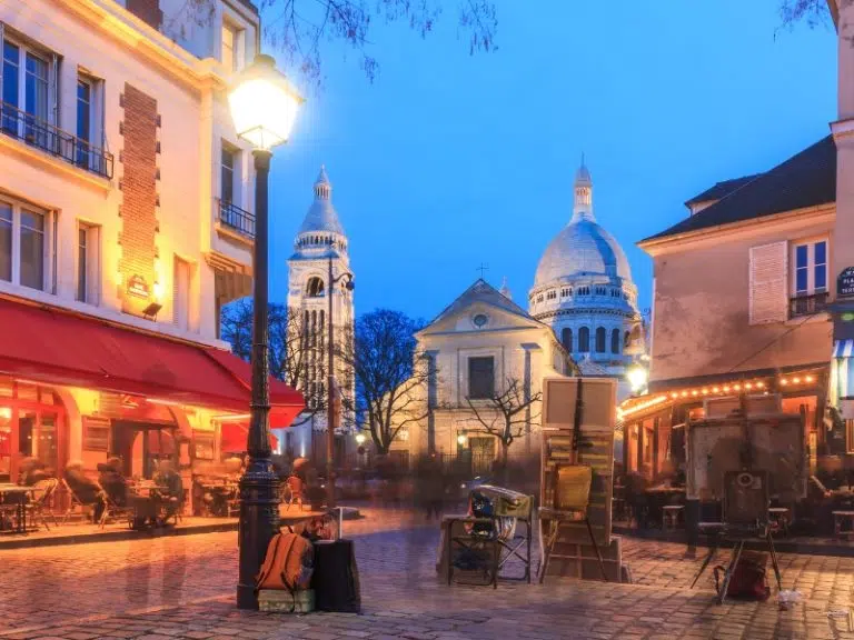 Praça do Terreiro em Montmartre