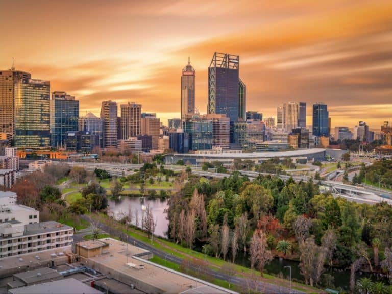 Queens Riverside Redevelopment Perth Entdecken Sie Queen's Gardens: Eine heitere Oase in Perth