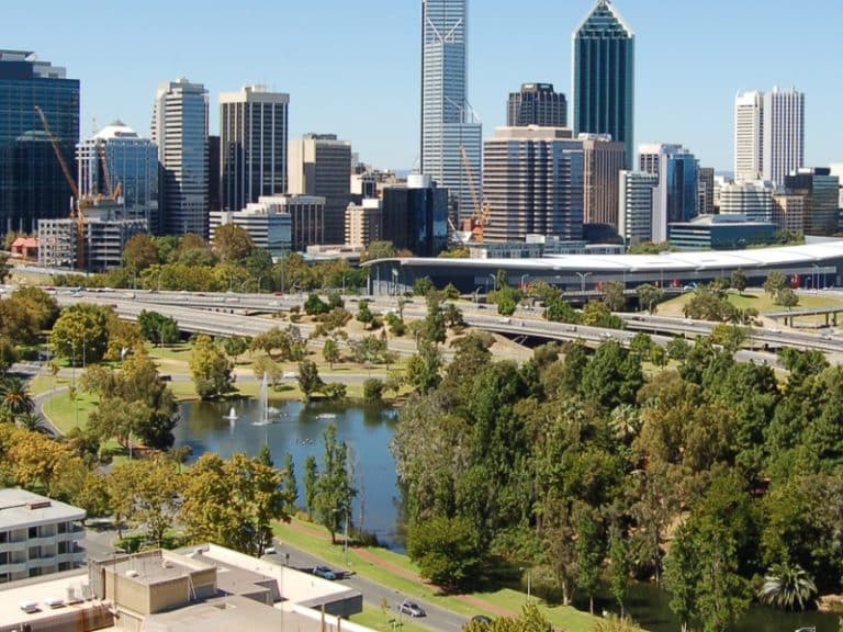 Queens Riverside Redevelopment Perth Entdecken Sie Queen's Gardens: Eine heitere Oase in Perth