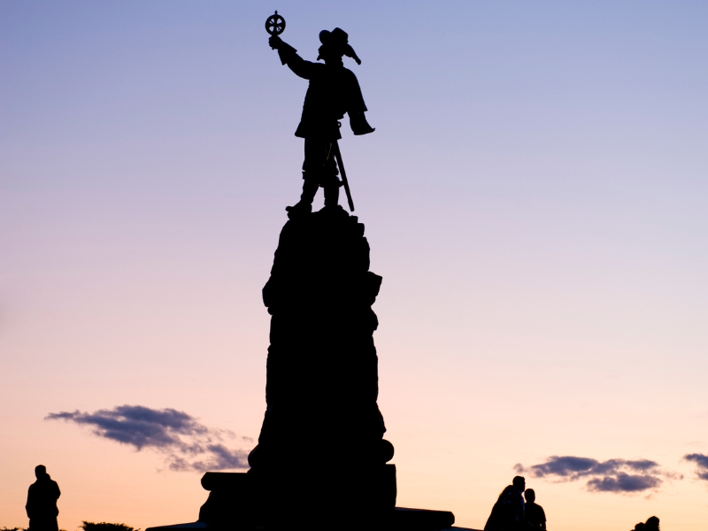 Discovering the Samuel de Champlain Statue in Ottawa 1 Samuel de Champlain Statue in Ottawa