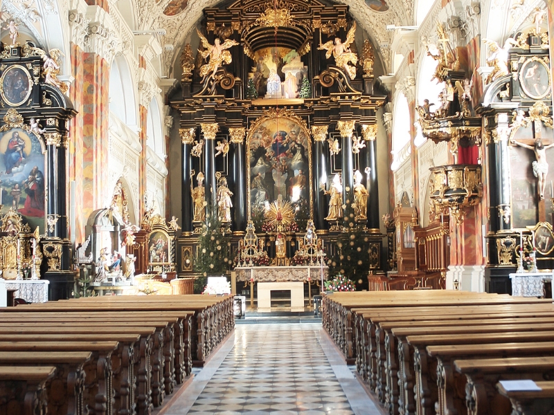 Chiesa di corte di Innsbruck: Un monumento senza tempo alla grandezza imperiale 3 Chiesa di Corte Innsbruck