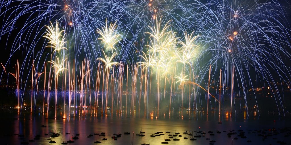 A deslumbrante Fête du Lac em Annecy: Um espetáculo de luz, som e história 1 Festa do Lago em Annecy