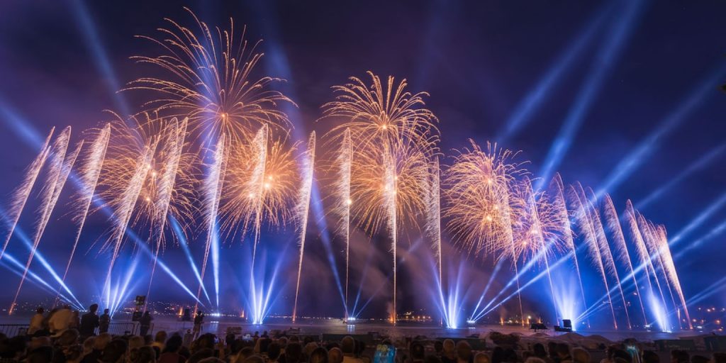 A deslumbrante Fête du Lac em Annecy: Um espetáculo de luz, som e história 2 Festa do Lago em Annecy