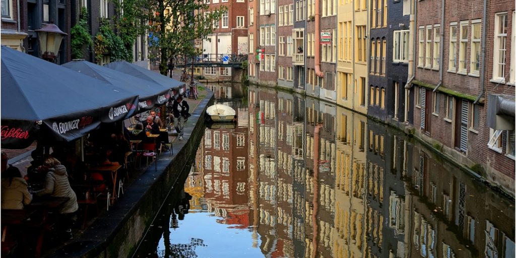 Der rätselhafte Spooksteeg in Amsterdam: Ein Blick in die verborgene Vergangenheit der Stadt 1 Spooksteeg in Amsterdam
