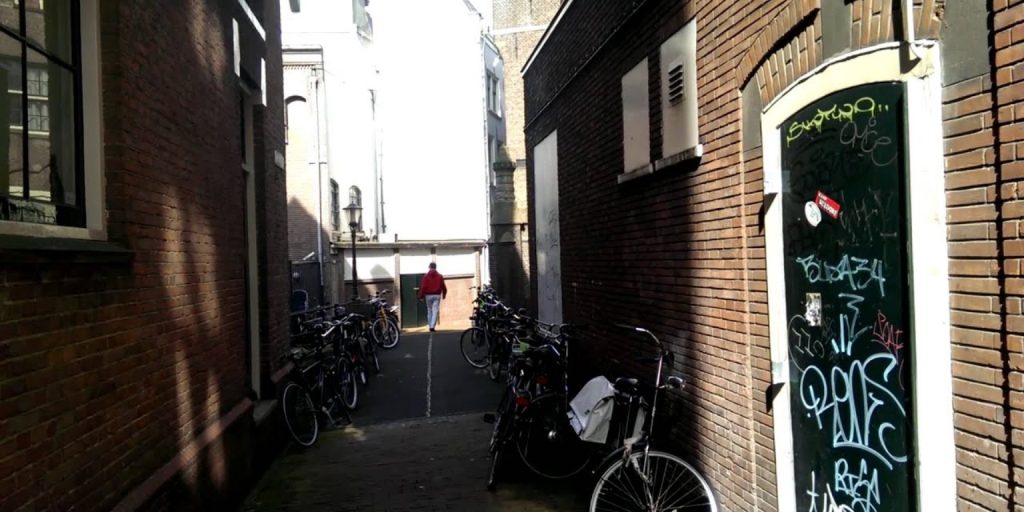 Der rätselhafte Spooksteeg in Amsterdam: Ein Blick in die verborgene Vergangenheit der Stadt 3 Spooksteeg in Amsterdam