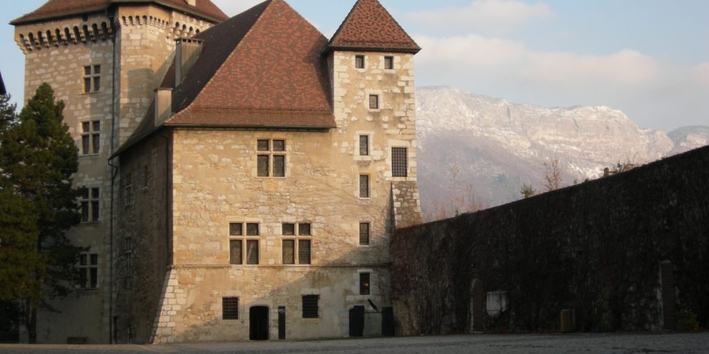 Annecy Kastély Múzeum: Een veelzijdige reis door geschiedenis en cultuur 1 Annecy Kastély Múzeum
