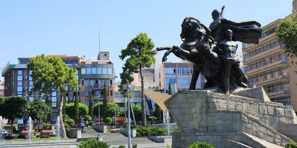 The Ataturk Monument in Antalya: A Symbol of Turkish Identity and Progress 1 Ataturk Monument in Antalya