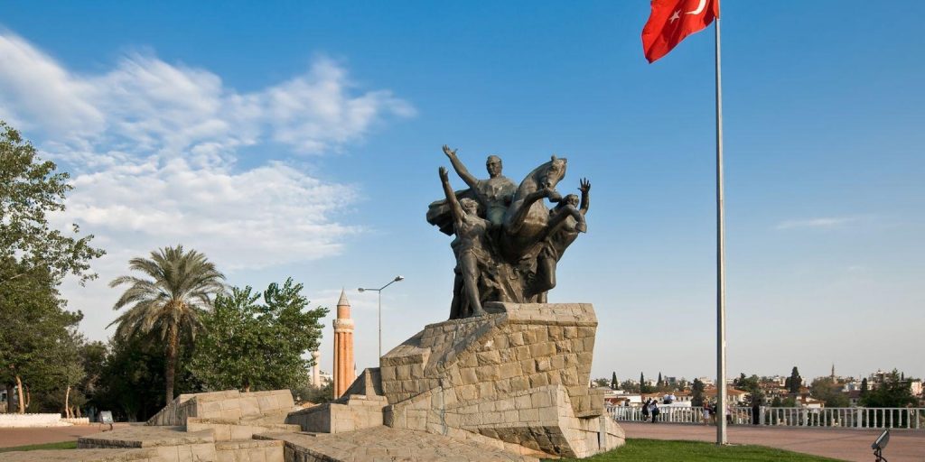 The Ataturk Monument in Antalya: A Symbol of Turkish Identity and Progress 2 Ataturk Monument in Antalya