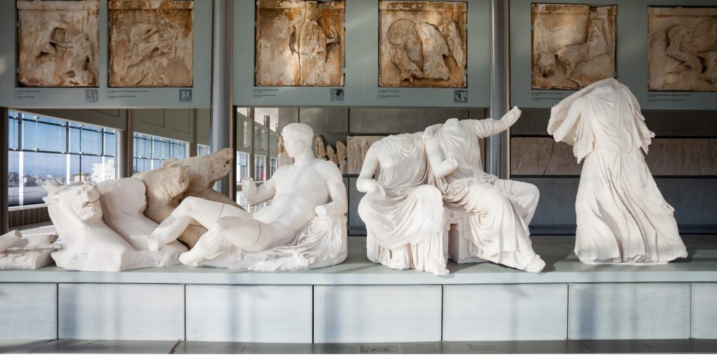 Il Museo dell'Acropoli di Atene: Una meraviglia moderna che custodisce tesori antichi 2 Il Museo dell'Acropoli di Atene