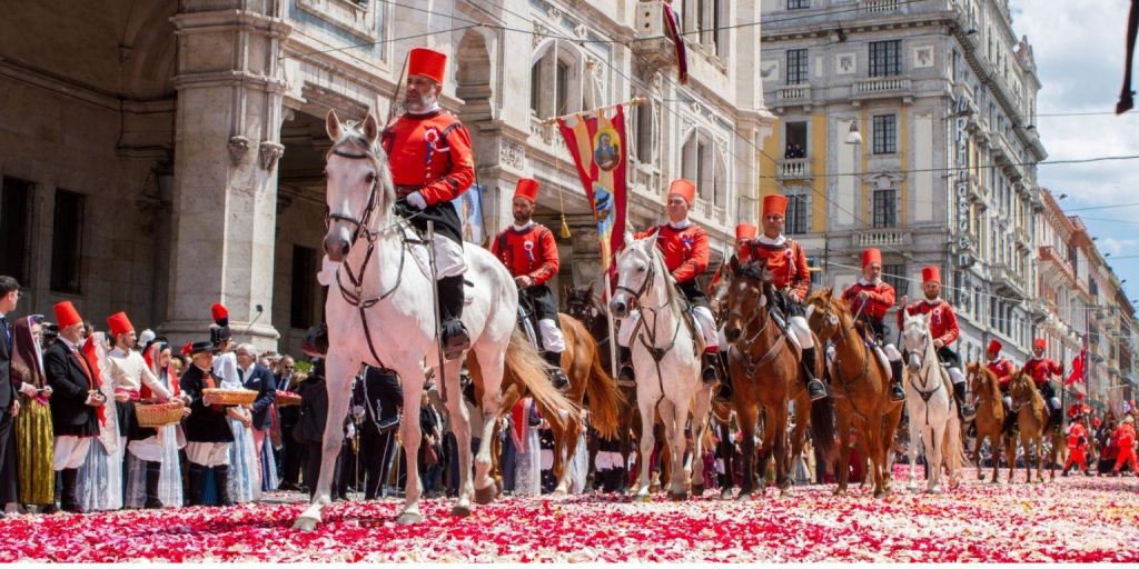 A Sagra di Sant'Efisio em Cagliari: uma tapeçaria de fé e tradição durante quatro dias 1 A Sagra di Sant'Efisio em Cagliari