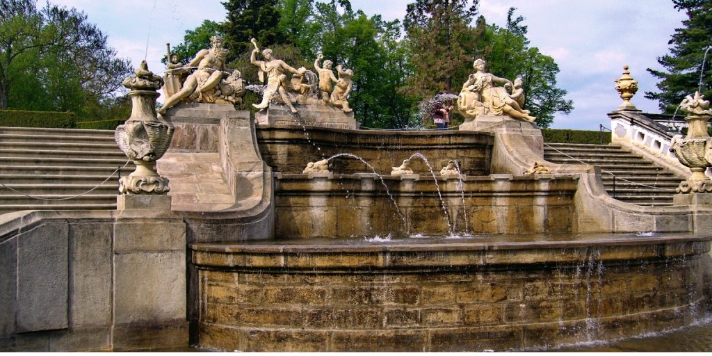Το σιντριβάνι Cascade στο Český Krumlov: 2 Το σιντριβάνι Cascade στο Český Krumlov