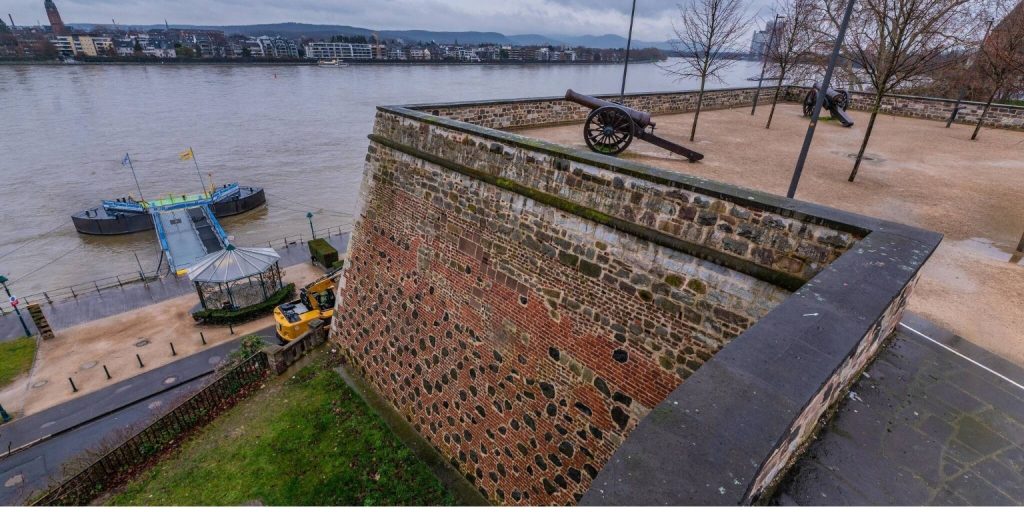 Alter Zoll w Bonn: Historyczny widok na Ren 1 Alter Zoll w Bonn