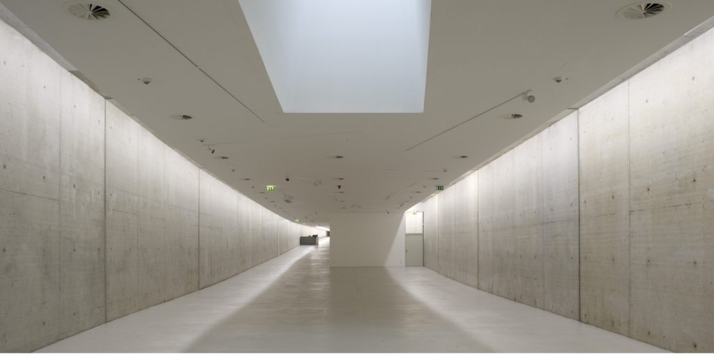 Arte in galleria a Düsseldorf: sotto l'argine del Reno 3 Arte in un tunnel a Düsseldorf