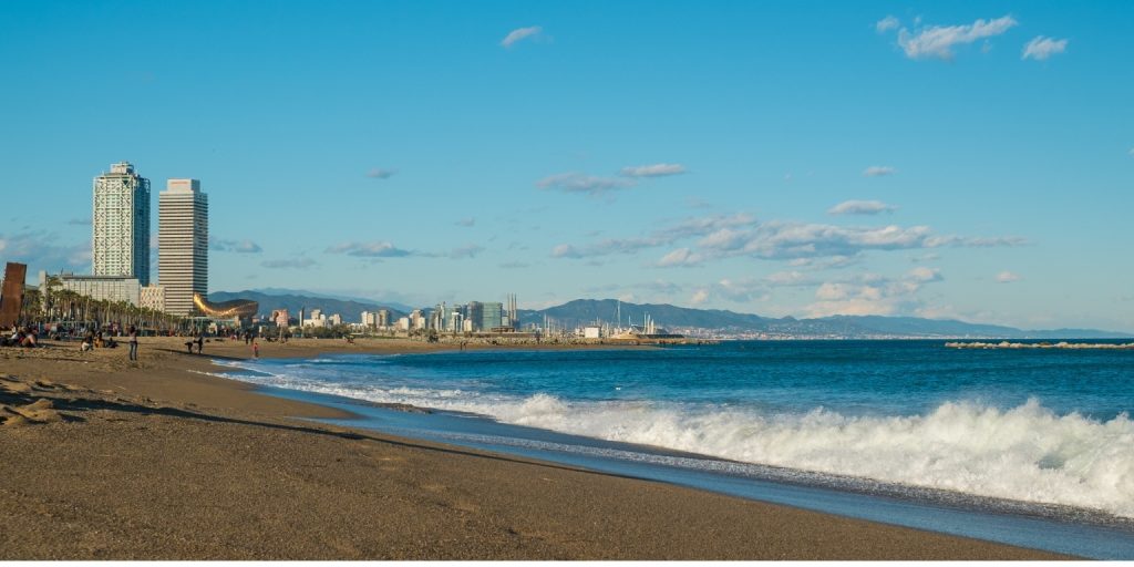 Descubra La Barceloneta: La joya marítima de Barcelona en un World City Trail 3 La Barceloneta