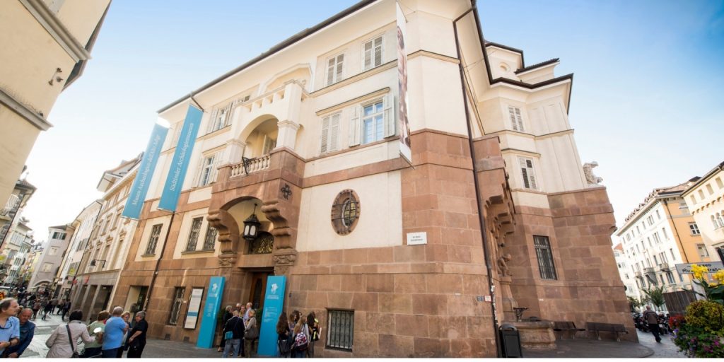 Musée d'archéologie du Tyrol du Sud à Bolzano : La maison d'Ötzi l'homme des glaces 2 Musée d'archéologie du Tyrol du Sud