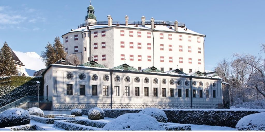 Kasteel Ambras in Innsbruck: Een renaissanceschat en een huis vol wonderen 3 Kasteel Ambras in Innsbruck