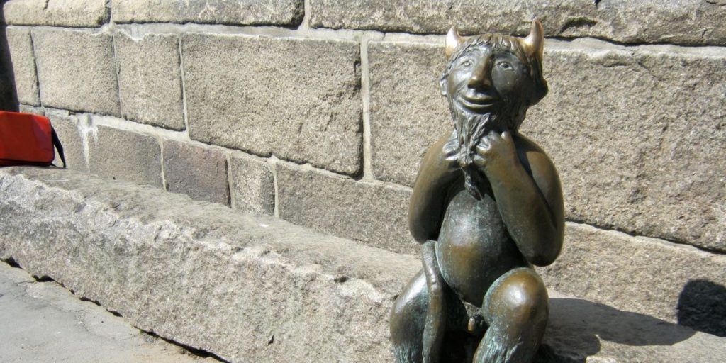 The Devil's Stone in Lübeck: A Tale of Trickery and Tenacity 3 Devil's Stone in Lübeck