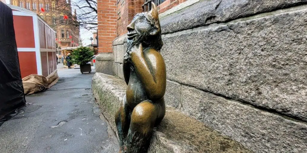 The Devil's Stone in Lübeck: A Tale of Trickery and Tenacity 1 Devil's Stone in Lübeck