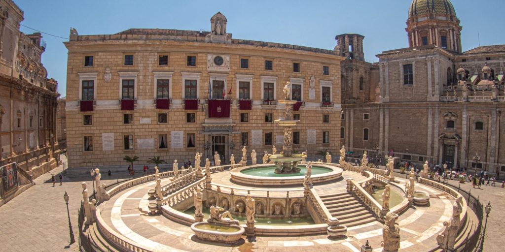 Palazzo Bonocore in Palermo: Ein neoklassizistisches Tor zu einer glorreichen Vergangenheit 2 Palazzo Bonocore in Palermo