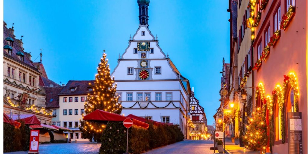 Der Rothenburger Weihnachtsmarkt: Eine Reise in ein mittelalterliches Märchen 2 Rothenburger Weihnachtsmarkt